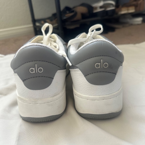 Alo Recovery Unisex Sneakers -Grey, W9 M7.5 - Picture 3 of 8